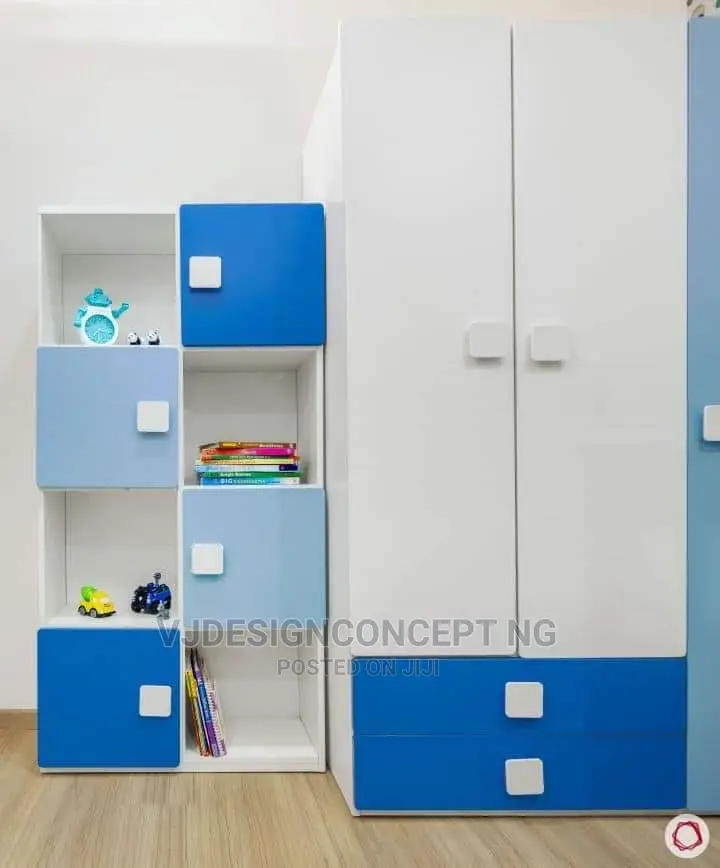 Wordrobe Closet