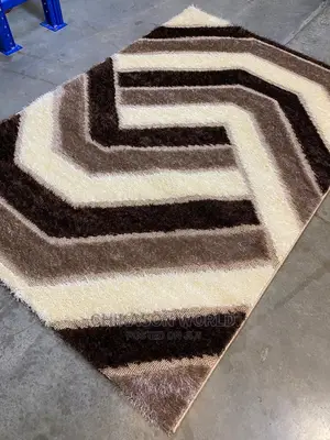 Luxury Living Room Designed Super Soft Royal Center Rug.