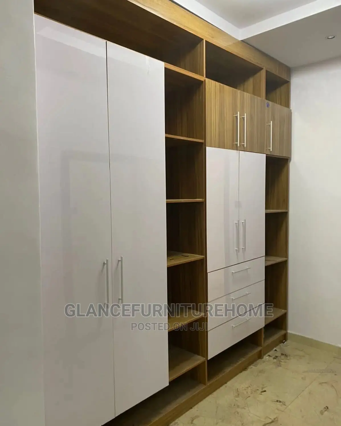 Unique Wardrobe