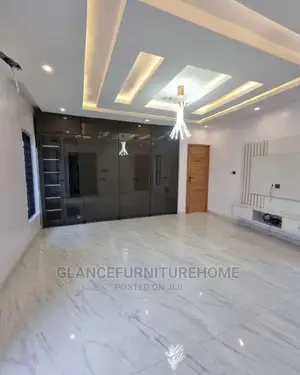 Unique Wardrobe