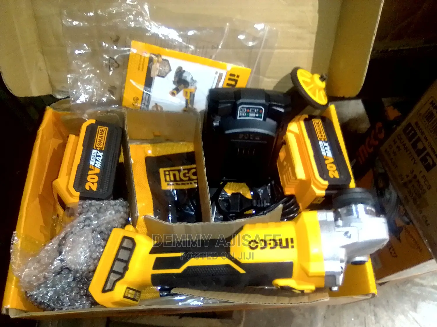 Ingco Cordless Angle Grinding Machine 20v/4-0ah