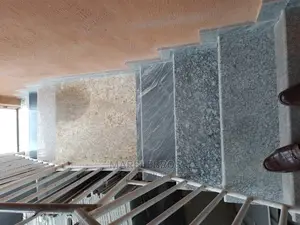 Granite Stone Staircase Design