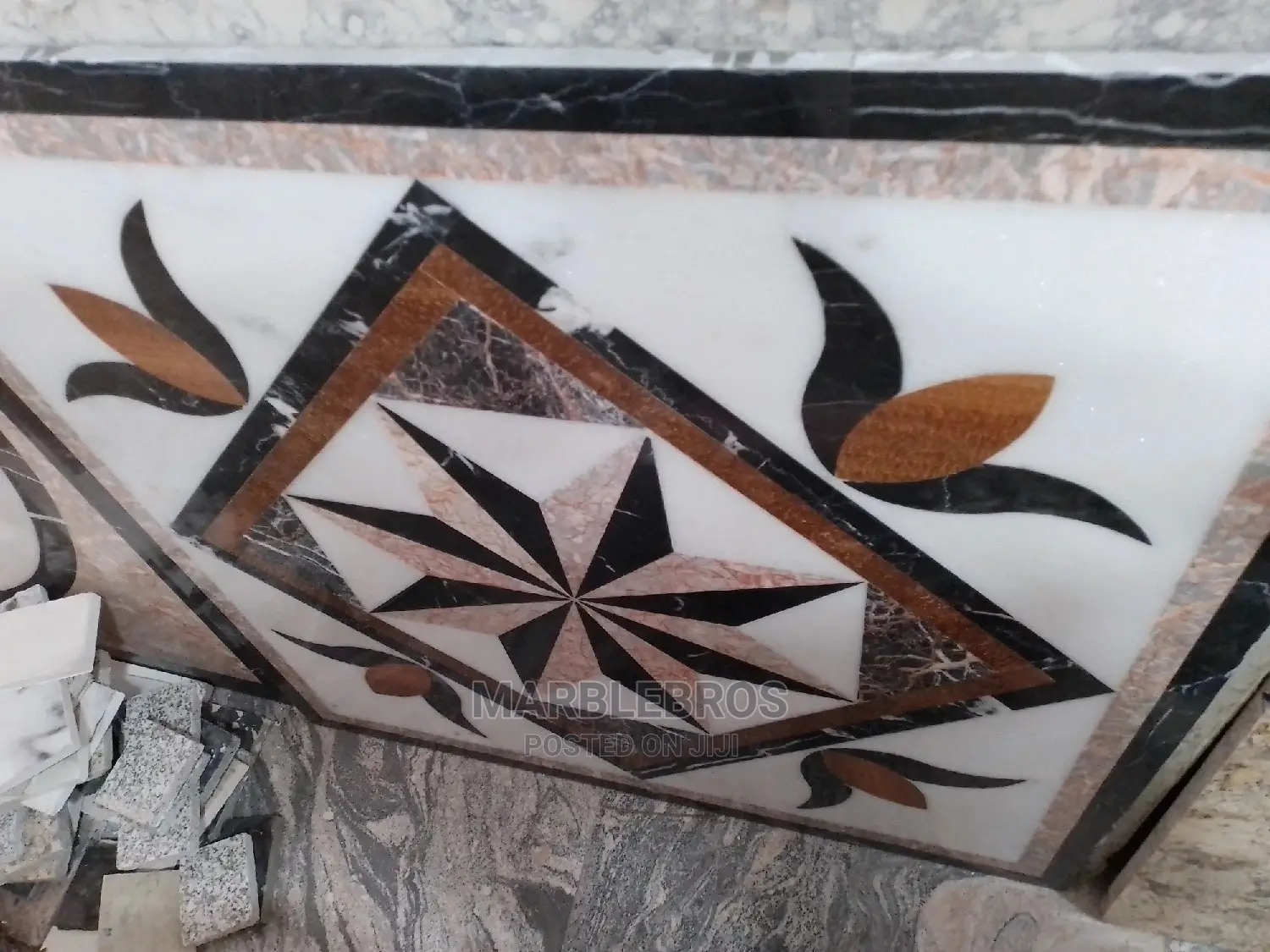 Granite Center Decor
