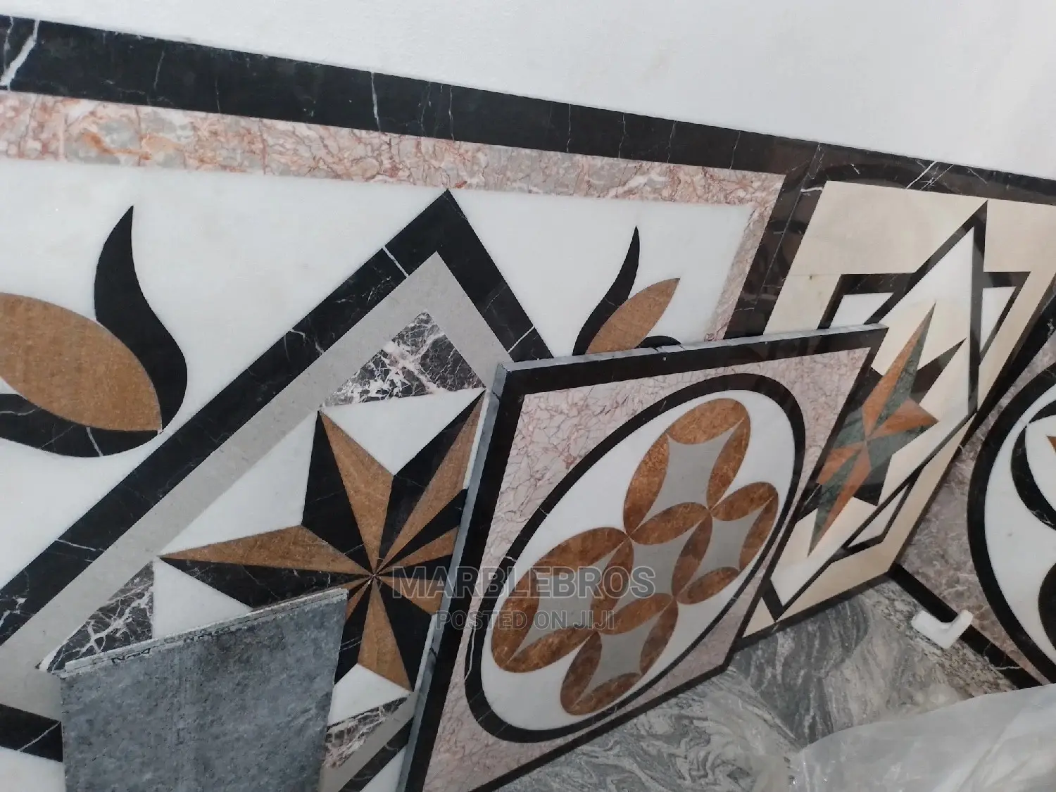 Granite Center Decor