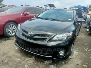 Toyota Corolla 2011 Black
