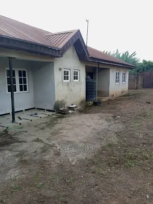 Furnished 3bdrm Bungalow in Magboro, Obafemi-Owode for sale