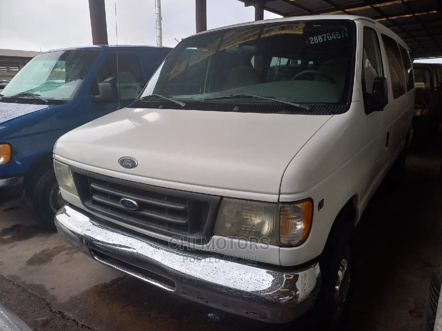 Ford E250 2005 White