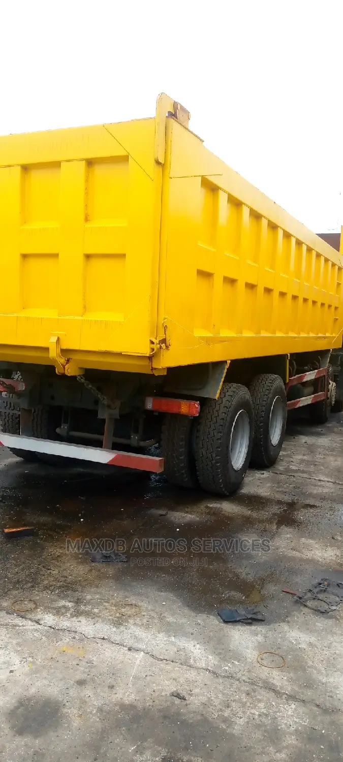 Howo Tipper