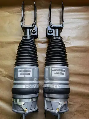 Porsche Cayenne 2016 Front Shocks
