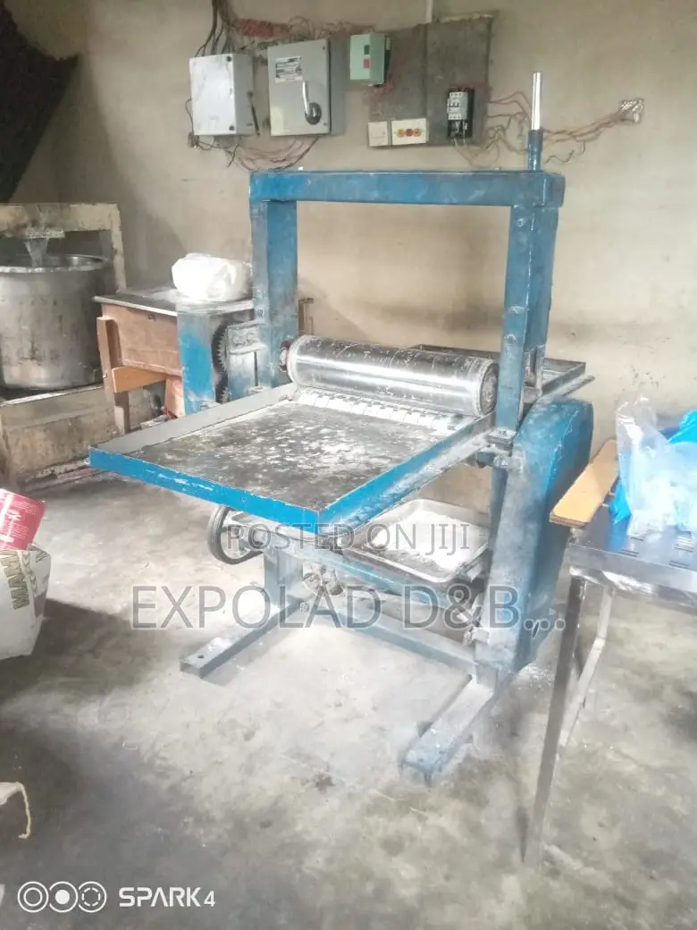 Flour Miller (Milling Machine)