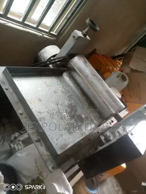 Flour Miller (Milling Machine)