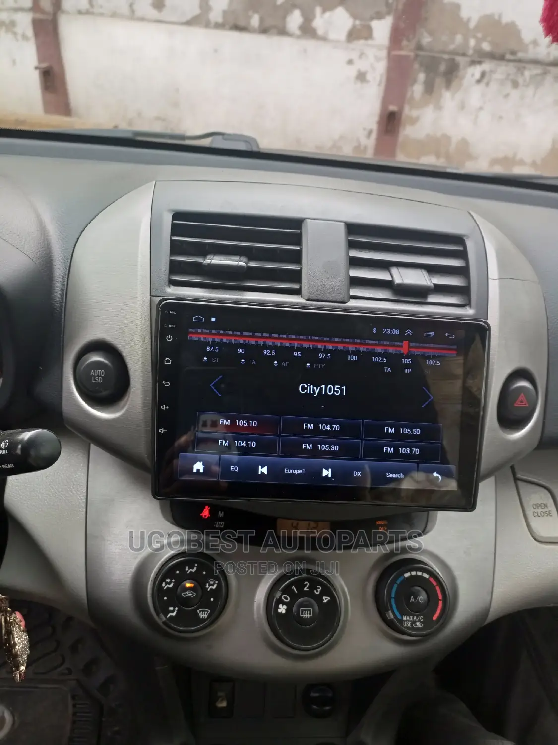 Toyota Rav4 Android Screen With GPS Navigation (2007/2010)