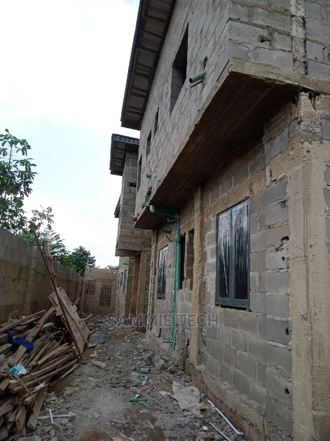 Casement Windows With Inner Net and Buglary