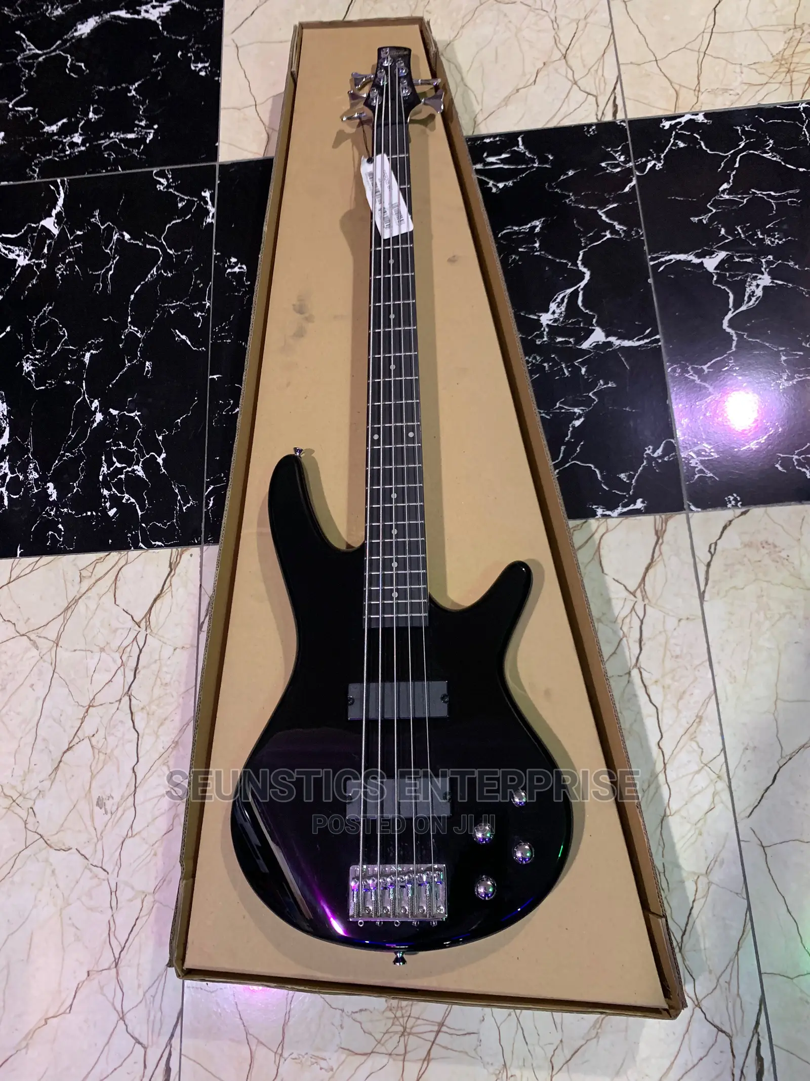 Ibanez GSR 205 Bk Five String Bass Guitar