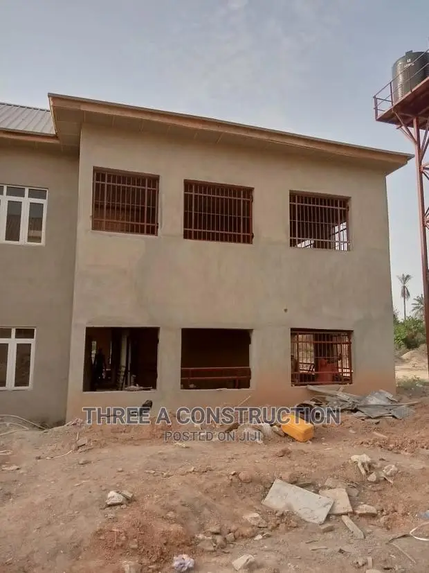 Professional Bricklayer/Building Contractor