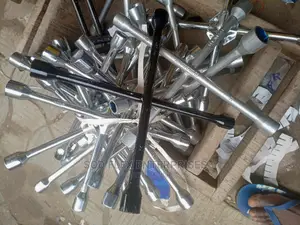 Tire Spanner