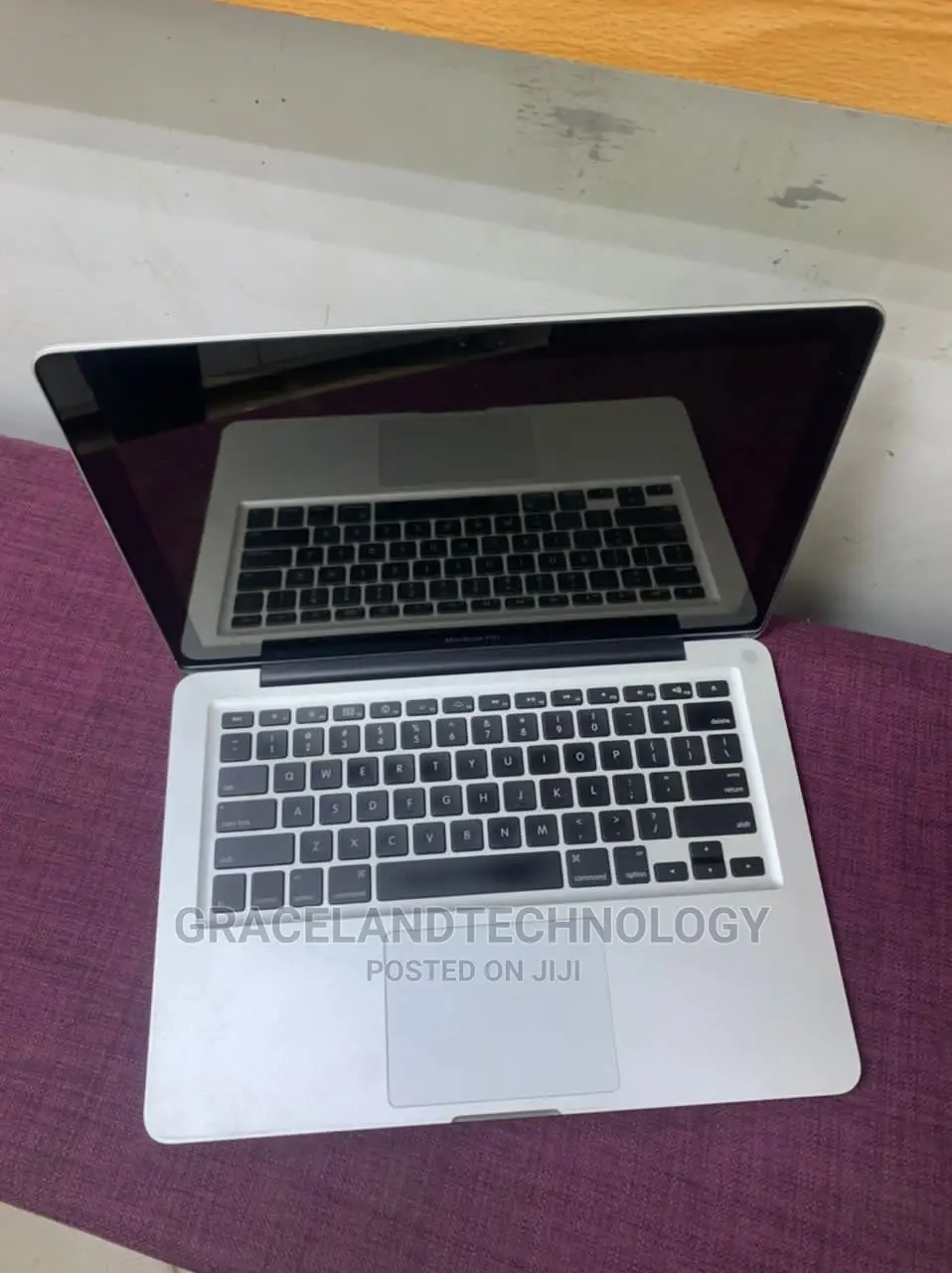 Laptop Apple MacBook Pro 2010 4GB Intel Core 2 Duo HDD 250GB