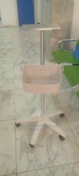 High Quality Patient Monitor Stand / Mobile Trolley
