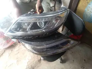 Kia Sorento 2014 Headlight Europe