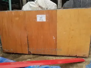 2 Meter Lathe Machine