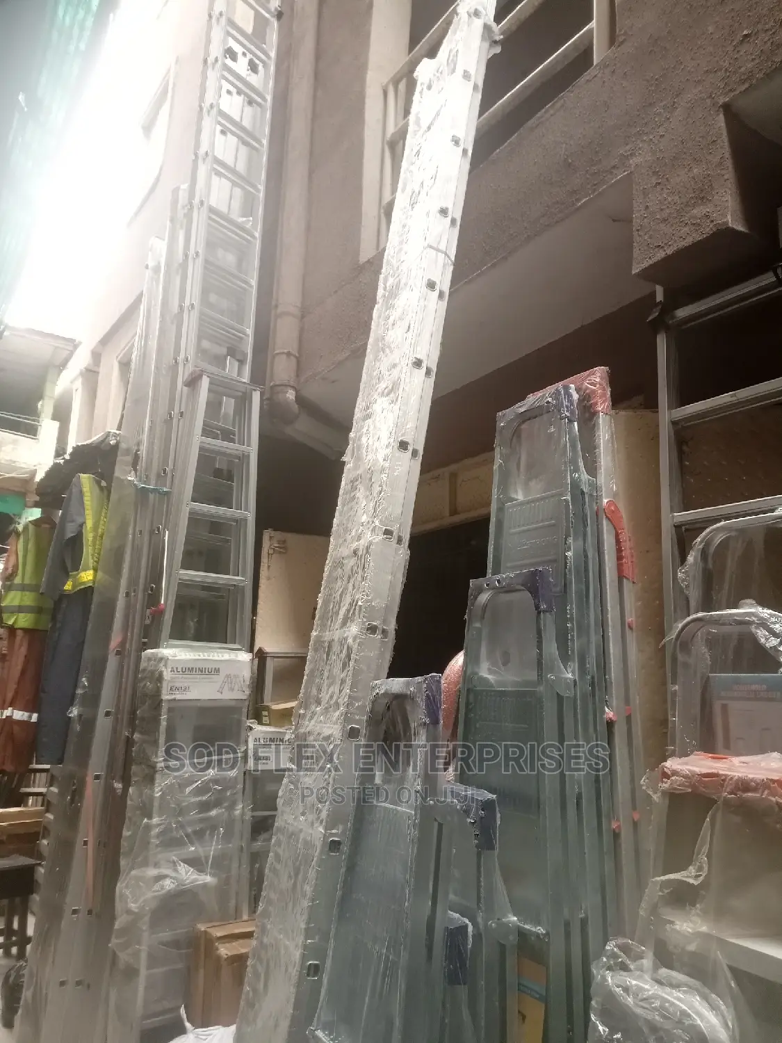 28 Step Ladder 14x2