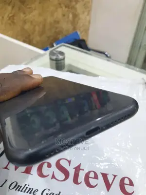 Apple iPhone XR 64 GB Black