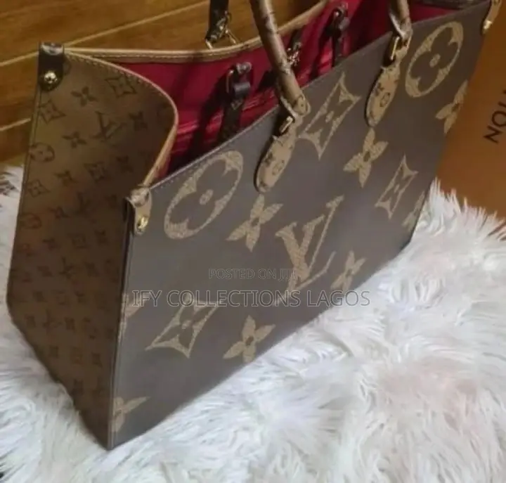 Louis Vuitton Handbag