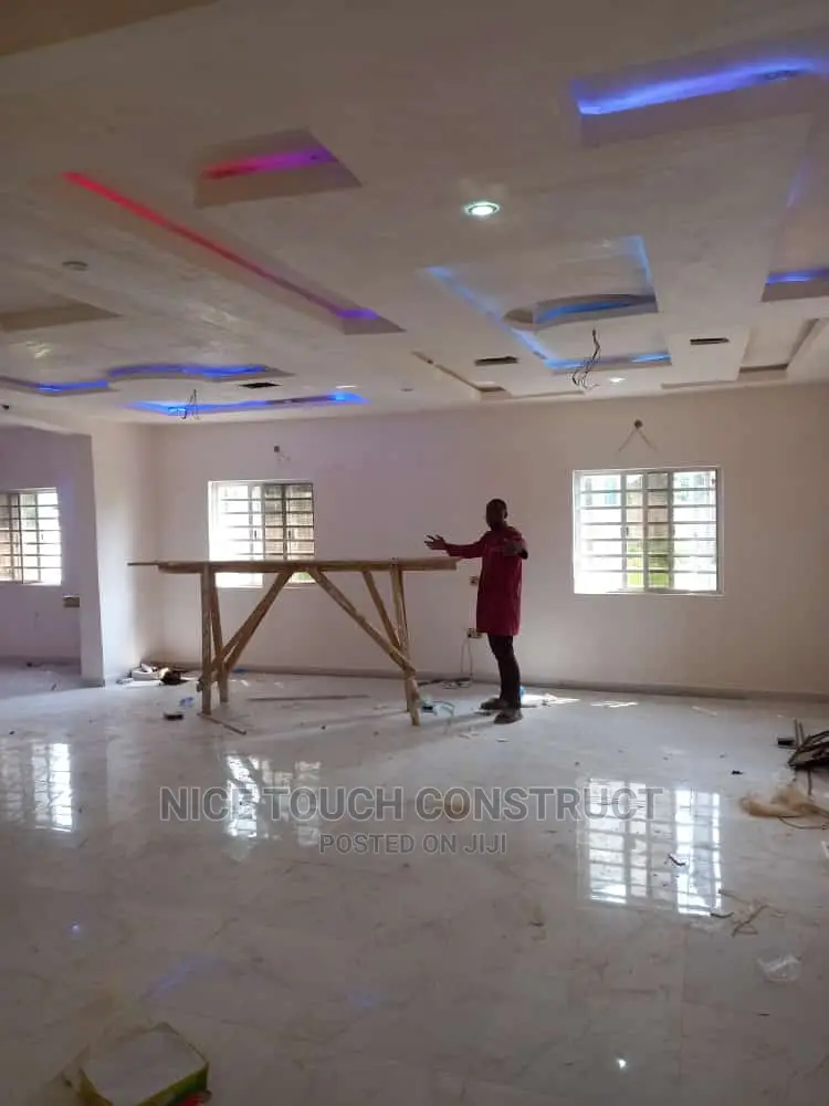 Pop, Screeding and Painting