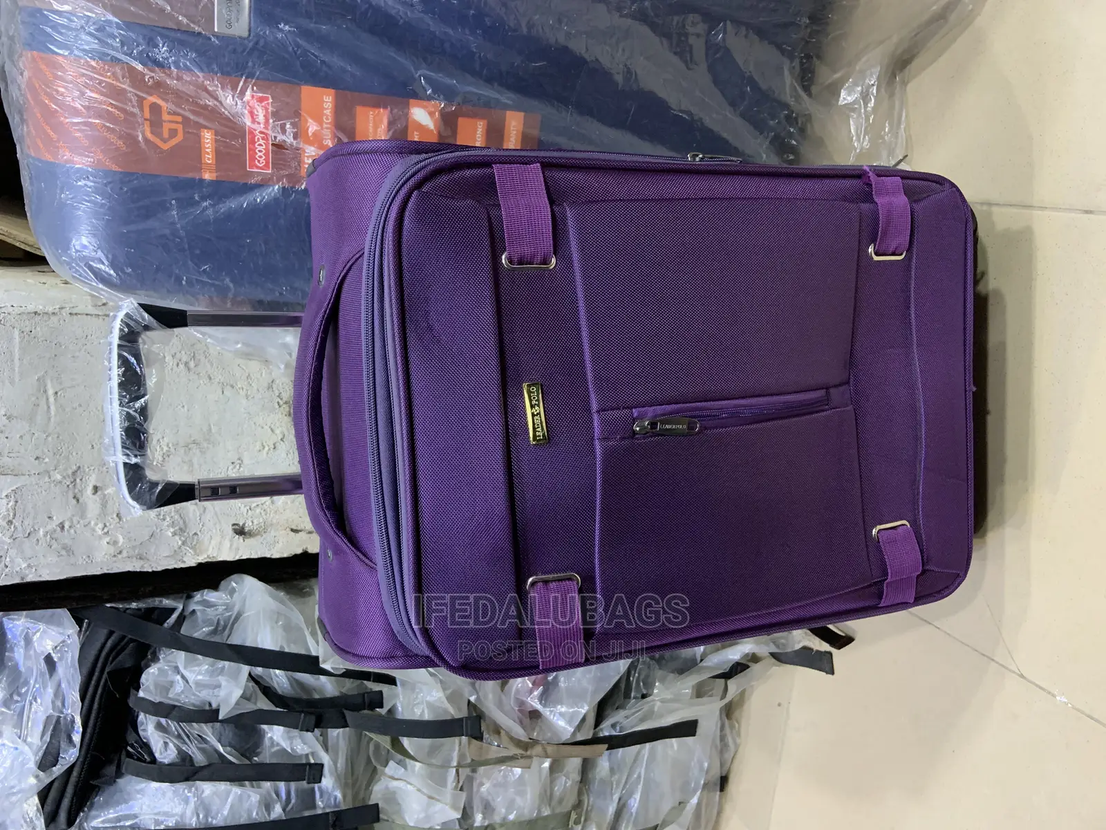 Small Size Durable Traveling Luggage