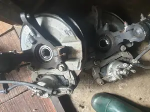 Mitsubishi Outlander 2008-2011 Front Hub