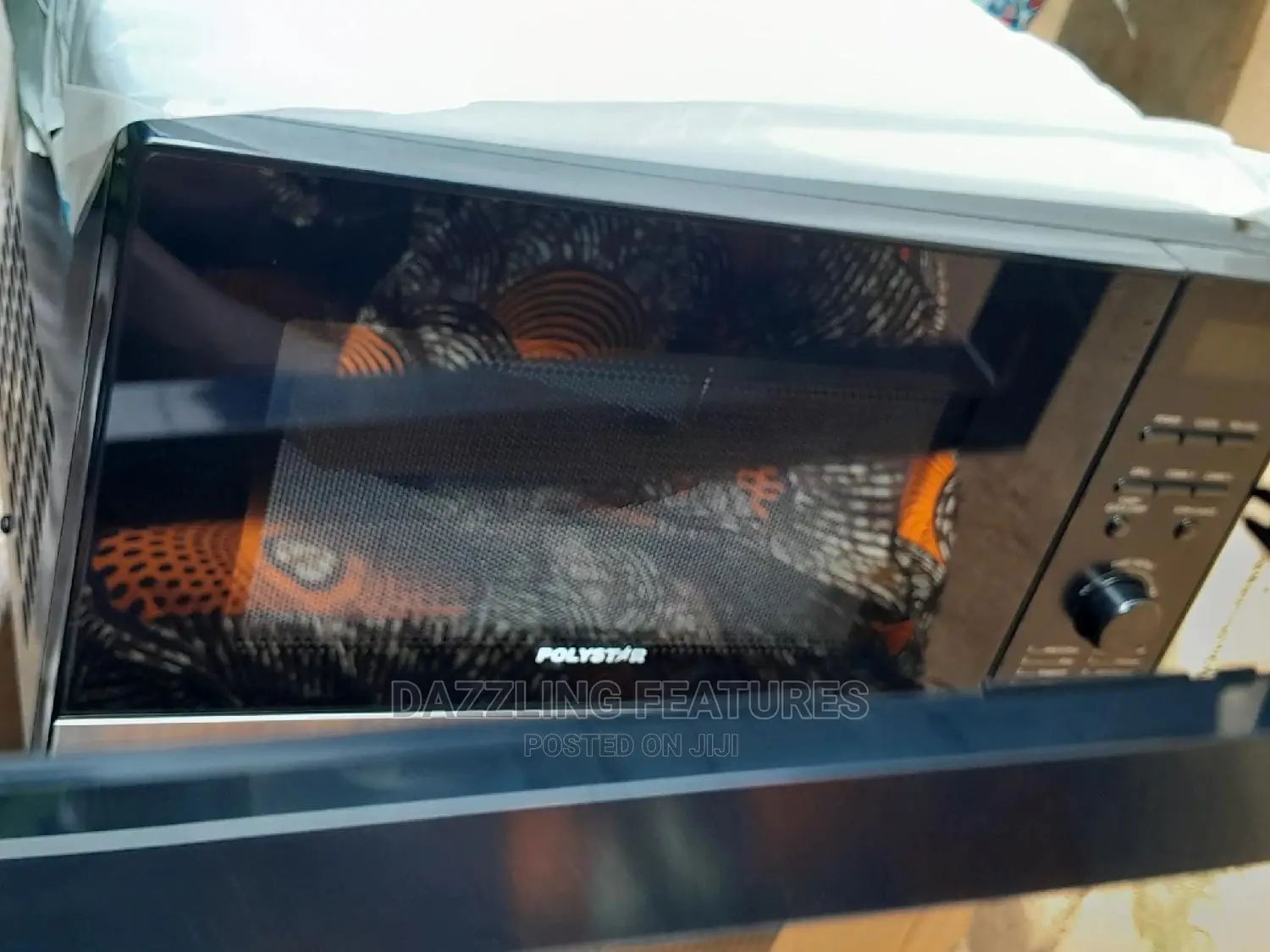 Polystar Microwave Oven