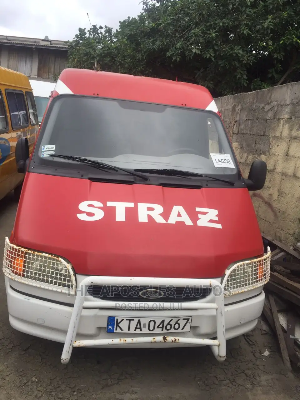 Ford Transit 2004 Red