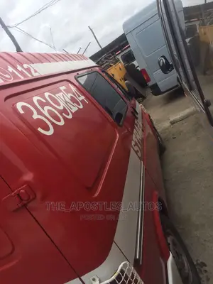 Ford Transit 2004 Red