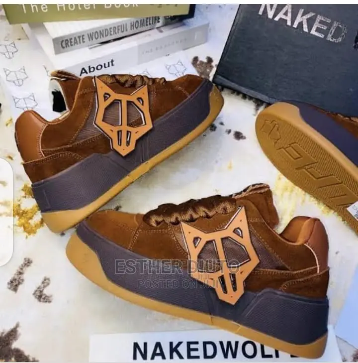 Naked Wolfe
