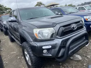 Toyota Tacoma Double Cab V6 Automatic 2012 Gray