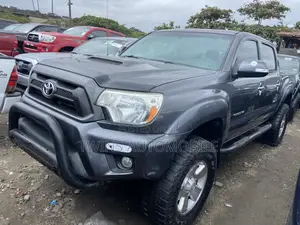 Toyota Tacoma Double Cab V6 Automatic 2012 Gray