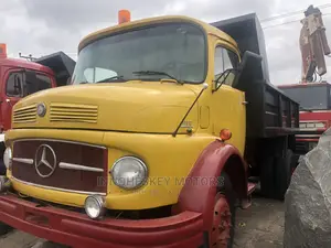 Mercedes Tipper