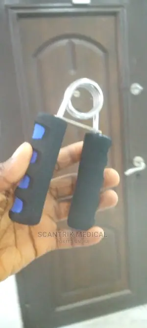 Finger Hand Gripper Exerciser Wrist