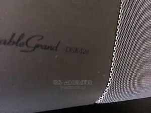 Yamaha DGX-520 88-Key Portable Grand Piano