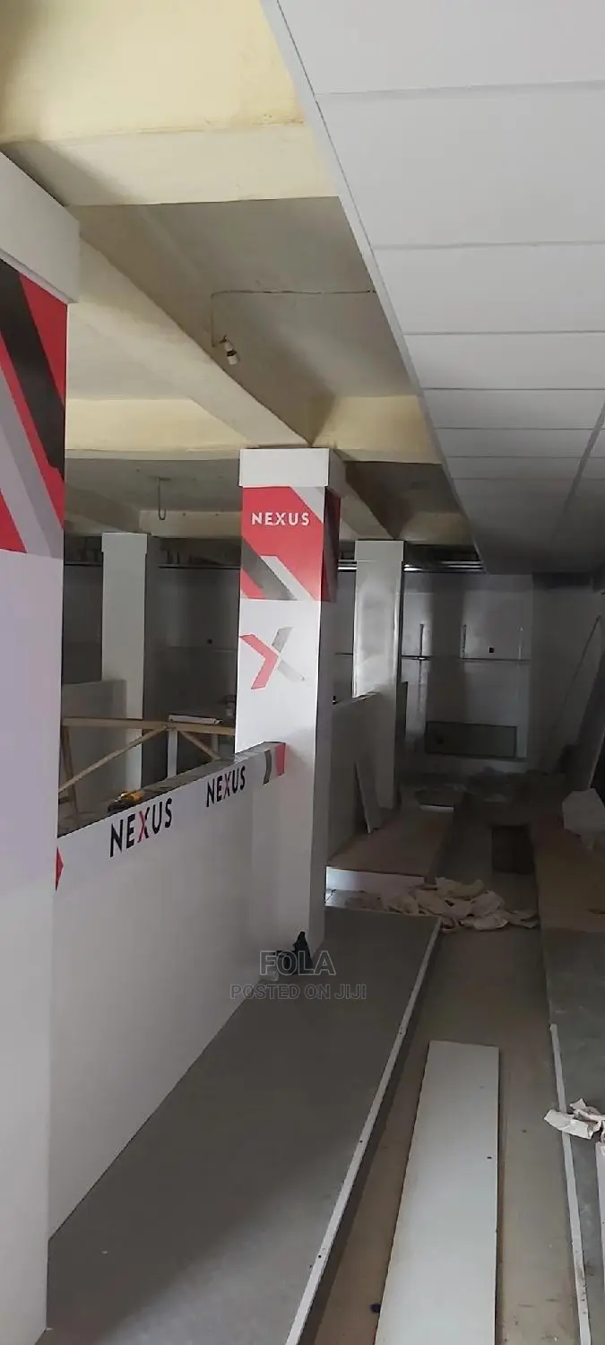 Suspended Ceilings With Grids