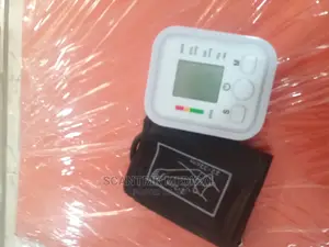 Portable Blood Pressure Monitor / Digital Blood Pressure