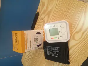 Automatic Heart Rate Monitor With Large Armband Cuff