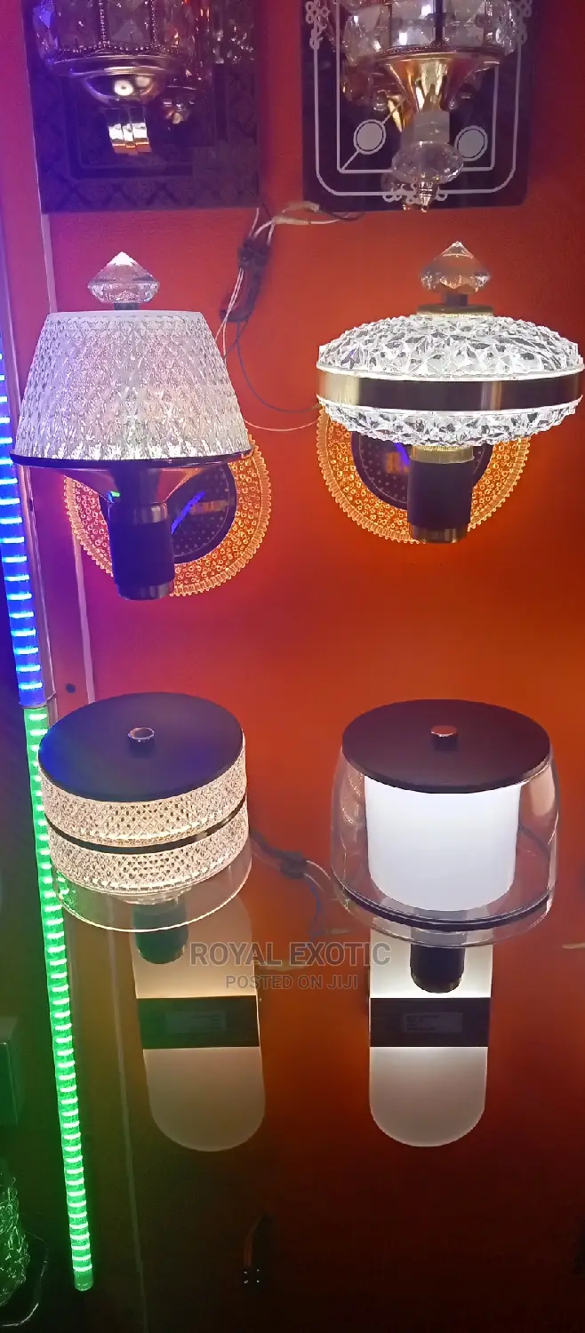 Emirates Wall Bracket