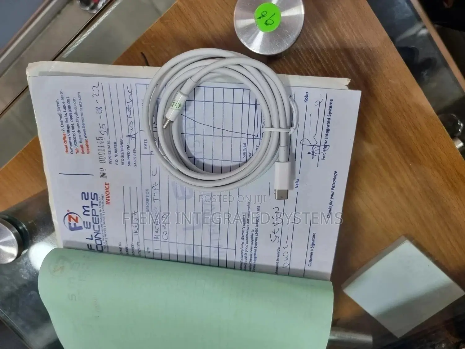 Original Apple Macbook Type-C Cable