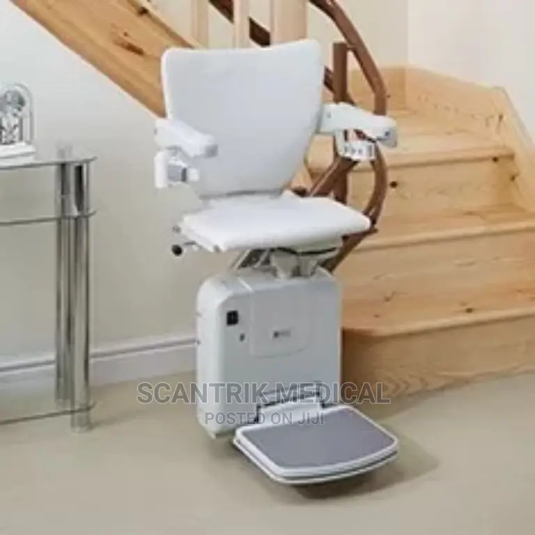 Chair Lifts vs Home Elevators Platform for Hospital