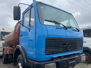 Mercedes Benz 1617 Water Tanker 2000 Blue