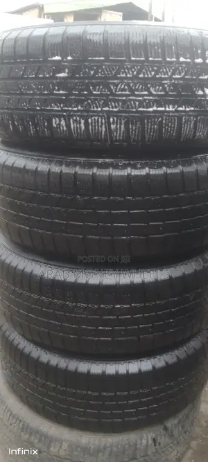 Sienna 2005 Tyres