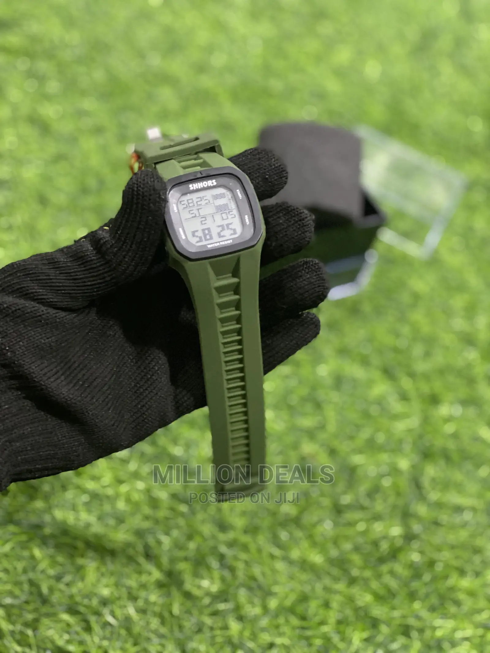 Rubber Strap Men’S Unique Wrist Watch