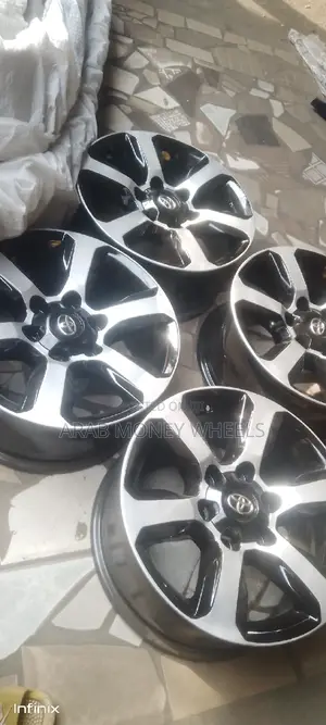 Hilux 17 Rims