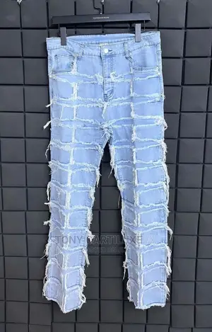 Distressed Quality Jeans
